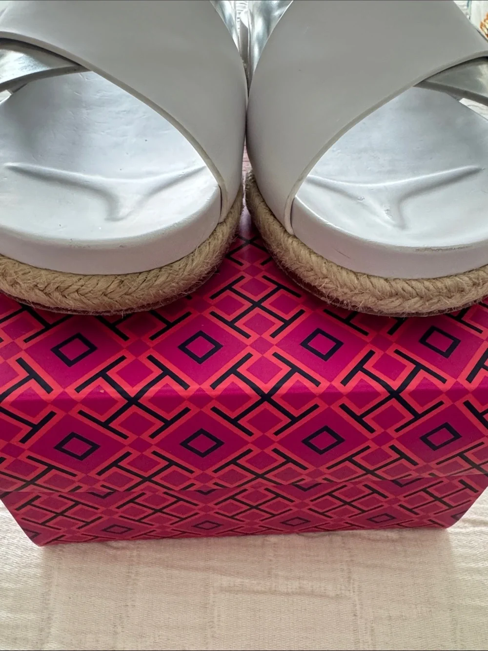 Tory Burch Monterey 2 Tone Espadrille Slide - White/Silver, Size 8